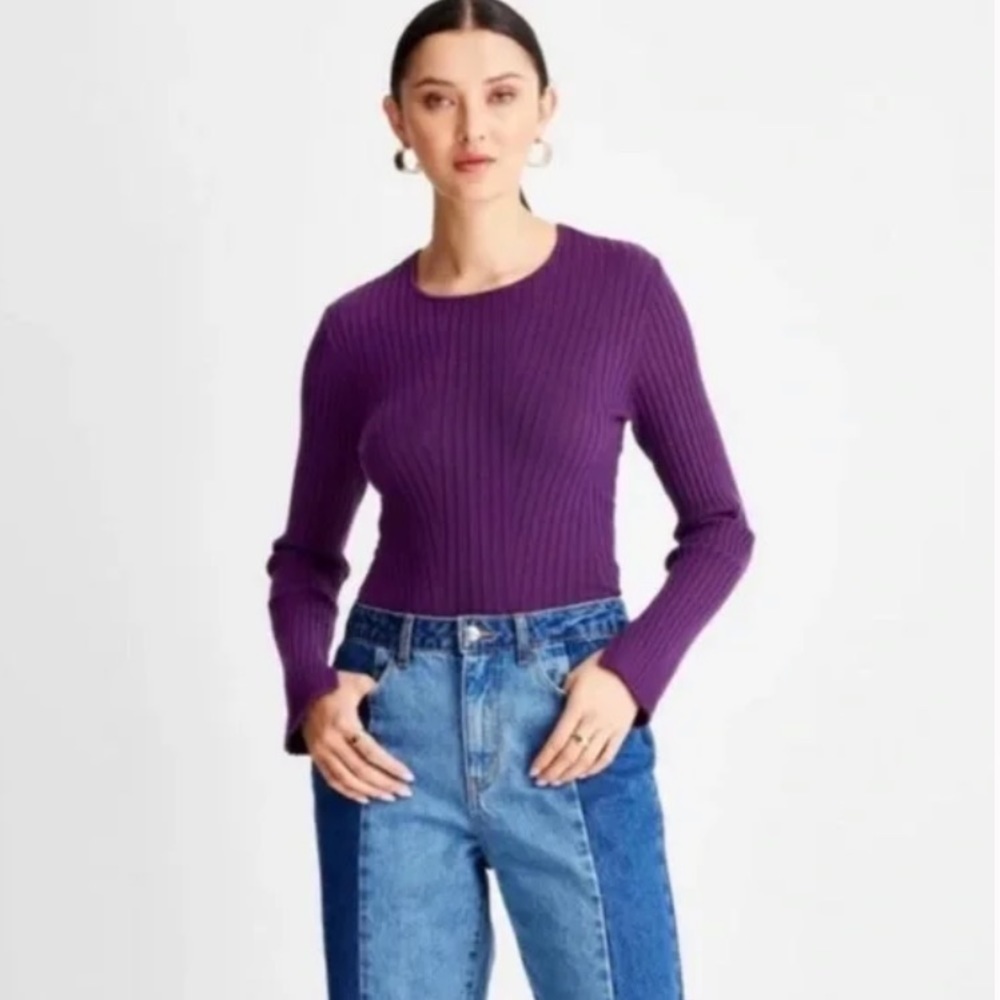 Future Collective Kahlana Barfield
Brown Twisted Back Sweater Purple new - Picture 2 of 8